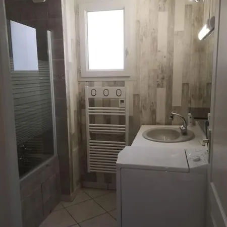 Spacieux T2 53 M2 Aix-parc 4* Apartment *