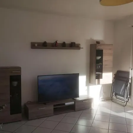 Spacieux T2 53 M2 Aix-parc 4* *