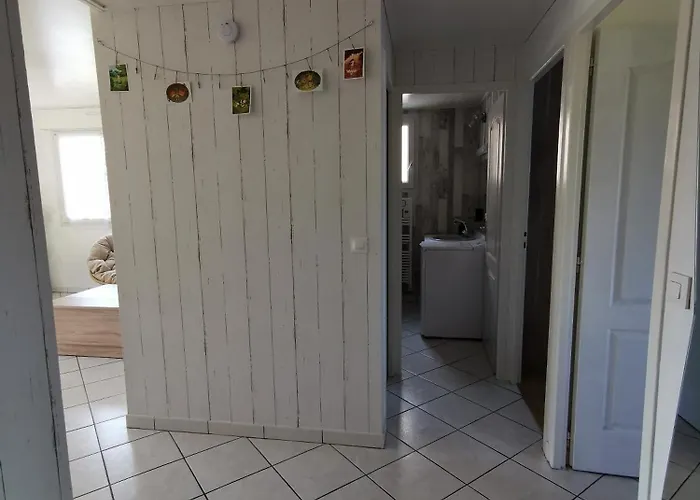 Spacieux T2 53 M2 Aix-parc 4*